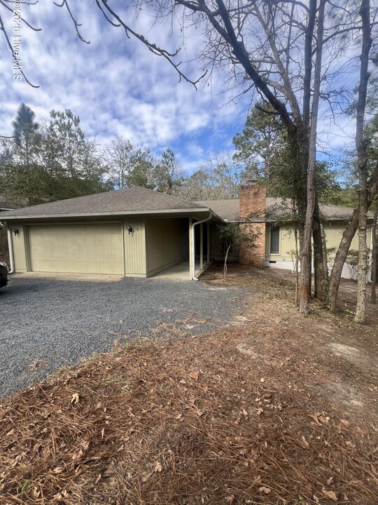 1 Halter Pl in Pinehurst, NC - Building Photo