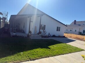 607 Pleasant Ave, Unit #1 in Yakima, WA - Building Photo - Building Photo