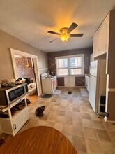 4945 Mardel Ave, Unit 4947A Mardel - 2nd Floor in St. Louis, MO - Foto de edificio - Building Photo