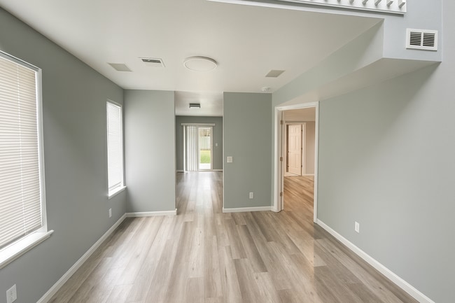 property at 4231 W Klamath Ave