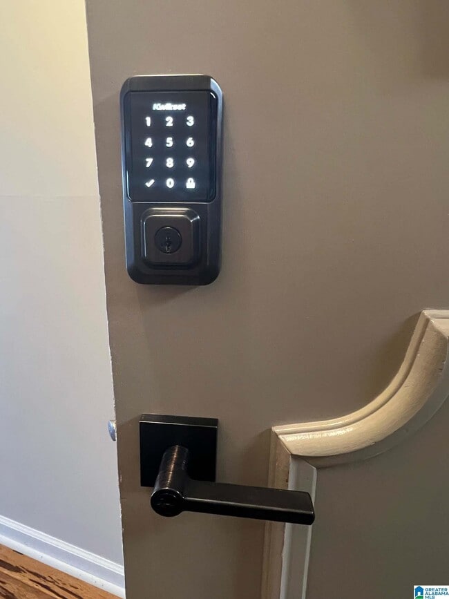 1120 Beacon Pkwy W in Birmingham, AL - Building Photo - Building Photo