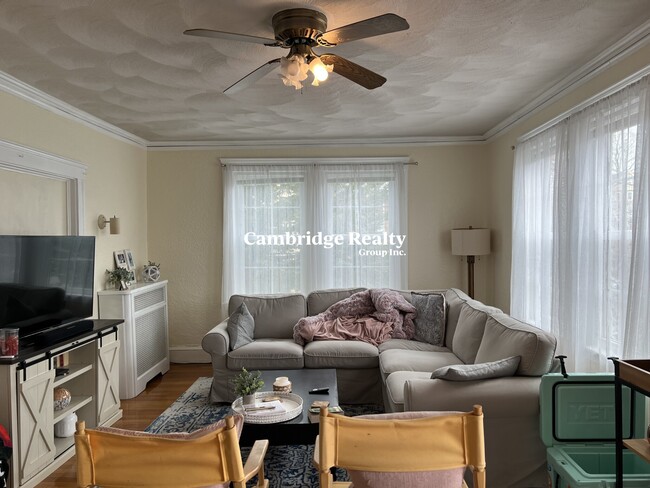 66 Craigie St, Unit 3