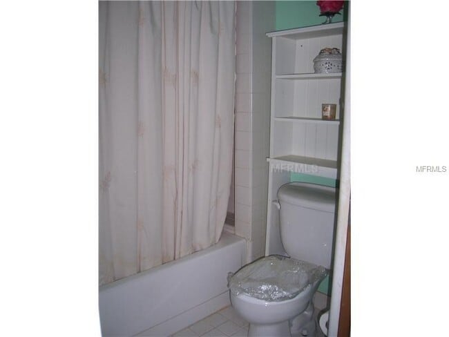 4360 Tahitian Gardens Cir in Holiday, FL - Building Photo - Building Photo