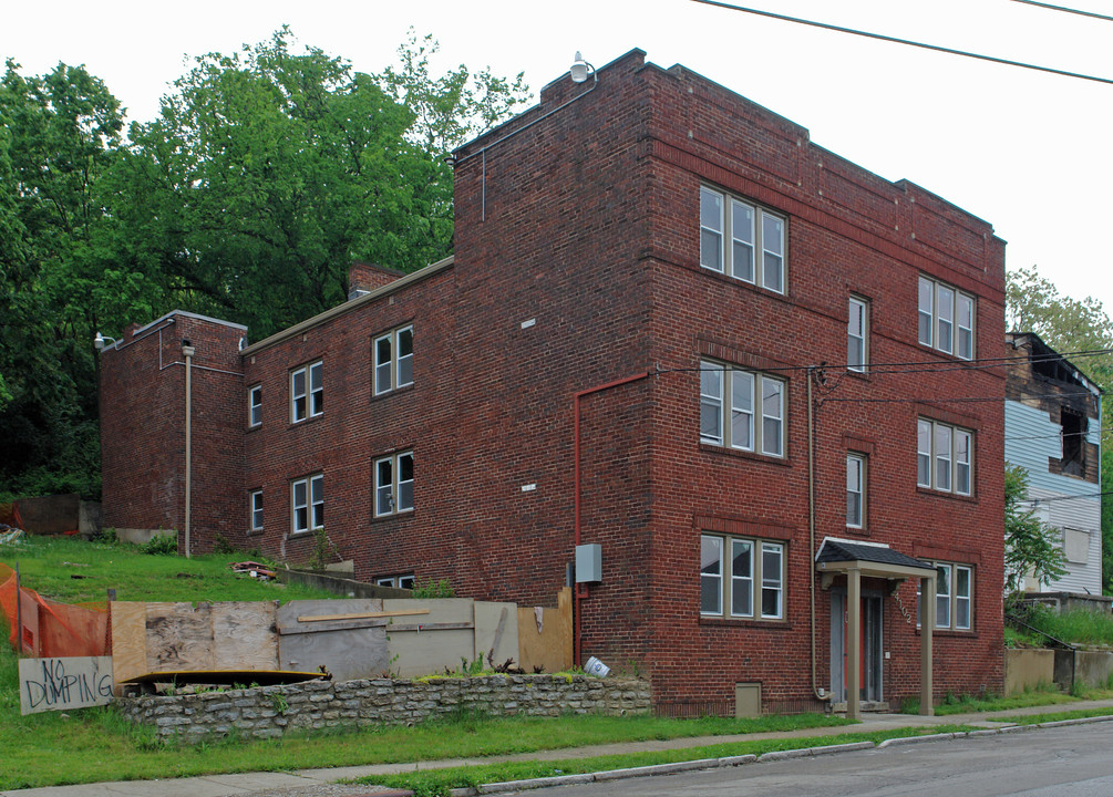 Emerson Place Apartments in Cincinnati, OH - Building Photo