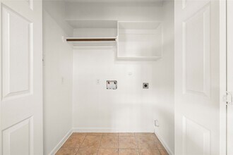 1520 Sherwood Forest St in Houston, TX - Building Photo - Building Photo