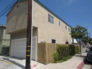 205 42nd St in Newport Beach, CA - Building Photo - Building Photo