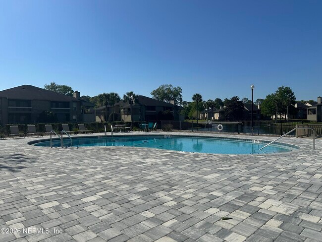 10200 Belle Rive Blvd in Jacksonville, FL - Building Photo - Building Photo
