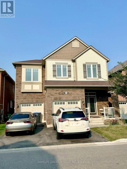 41 Callandar Rd in Brampton, ON - Building Photo