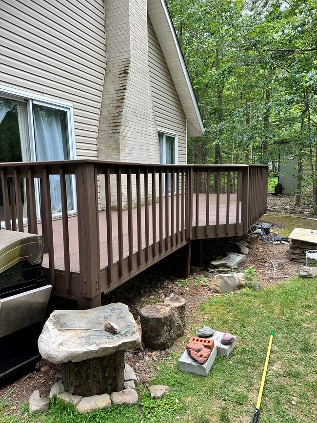 1010 Eisenhower Way, Unit 1010 Eisenhower Way in Tobyhanna, PA - Building Photo - Building Photo