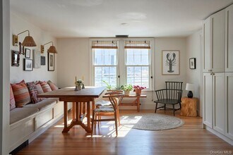 41 Grinnell St in Rhinecliff, NY - Building Photo - Building Photo