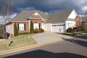 5155 Old Plantation Cir in Winston-Salem, NC - Building Photo