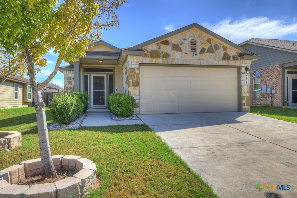 2265 Kolibri Wy in New Braunfels, TX - Building Photo