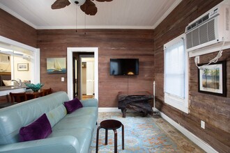 327 Margaret St in Key West, FL - Building Photo - Building Photo