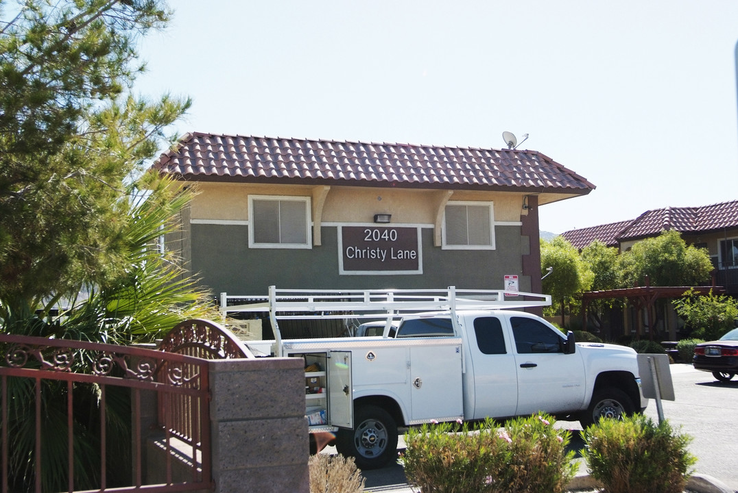 2040 N Christy Ln in Las Vegas, NV - Building Photo