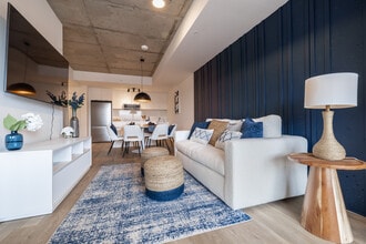 Carlton West in Ottawa, ON - Building Photo - Interior Photo
