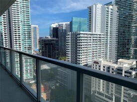 1111 SW 1st Ave, Unit 2516-N in Miami, FL - Building Photo