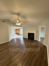 313 Summerset St in Lowell, AR - Building Photo - Building Photo