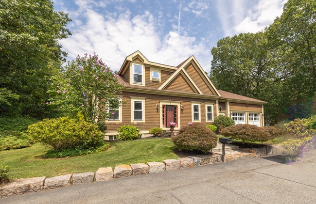 property at 9 Washington Ave