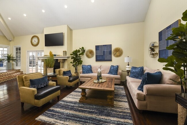 Deer Oaks Apartments