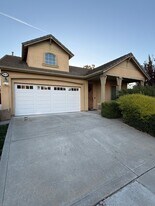 3819 Kaweah St in West Sacramento, CA - Building Photo