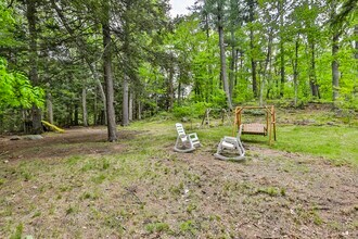 180 Back River Rd in Bedford, NH - Building Photo - Building Photo