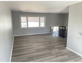 11 Windflower Dr in Newark, DE - Building Photo - Building Photo