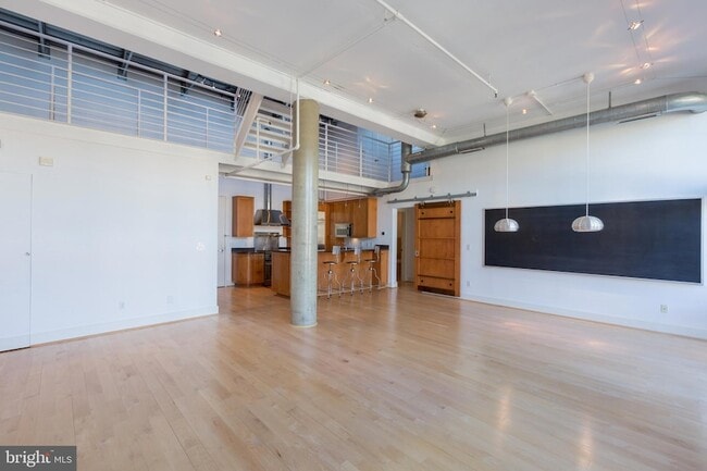 2328 Champlain St NW in Washington, DC - Foto de edificio - Building Photo