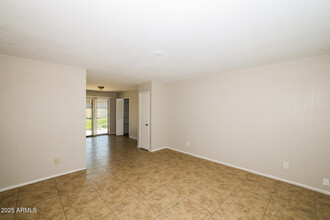 3043 N 75th Dr in Phoenix, AZ - Building Photo - Building Photo