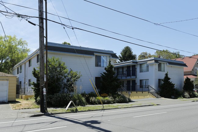 1804-1814 NE Weidler in Portland, OR - Building Photo - Building Photo