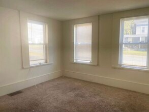 322 Central St in Winchendon, MA - Building Photo - Building Photo