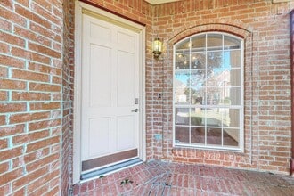 2710 Mum Dr in Richardson, TX - Foto de edificio - Building Photo