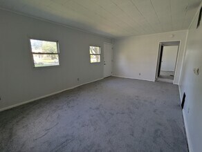 281 S Hampton Rd in Columbus, OH - Building Photo - Building Photo