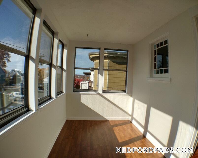 294 Boston Ave in Medford, MA - Building Photo