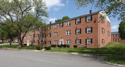 Kensington Gate Apartments in Baltimore, MD - Building Photo - Building Photo