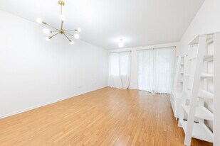 2965 Stockton Ct in Naperville, IL - Building Photo