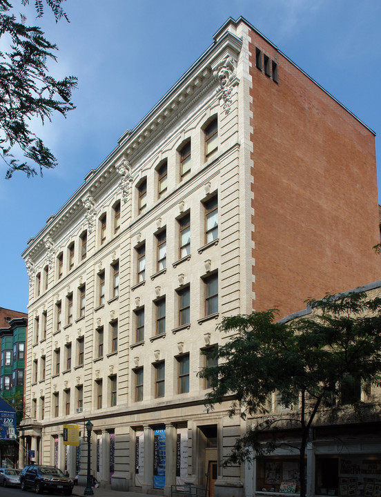 YMCA Senior Apartments in Syracuse, NY - Foto de edificio