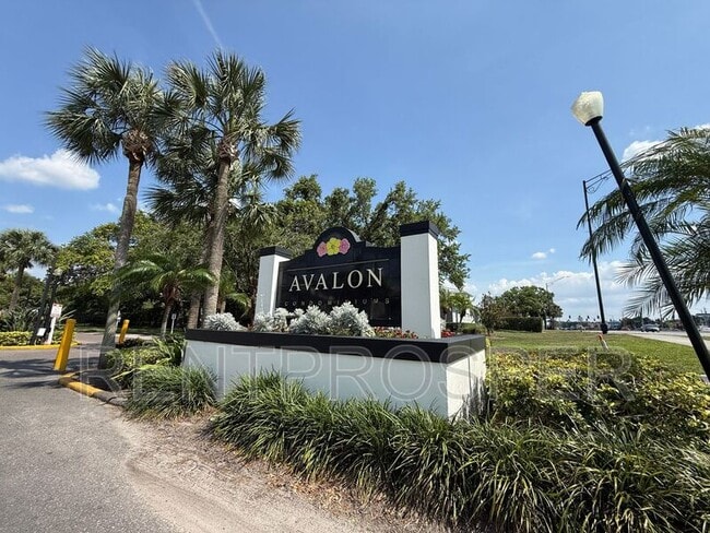 property at 4149 S Semoran Blvd