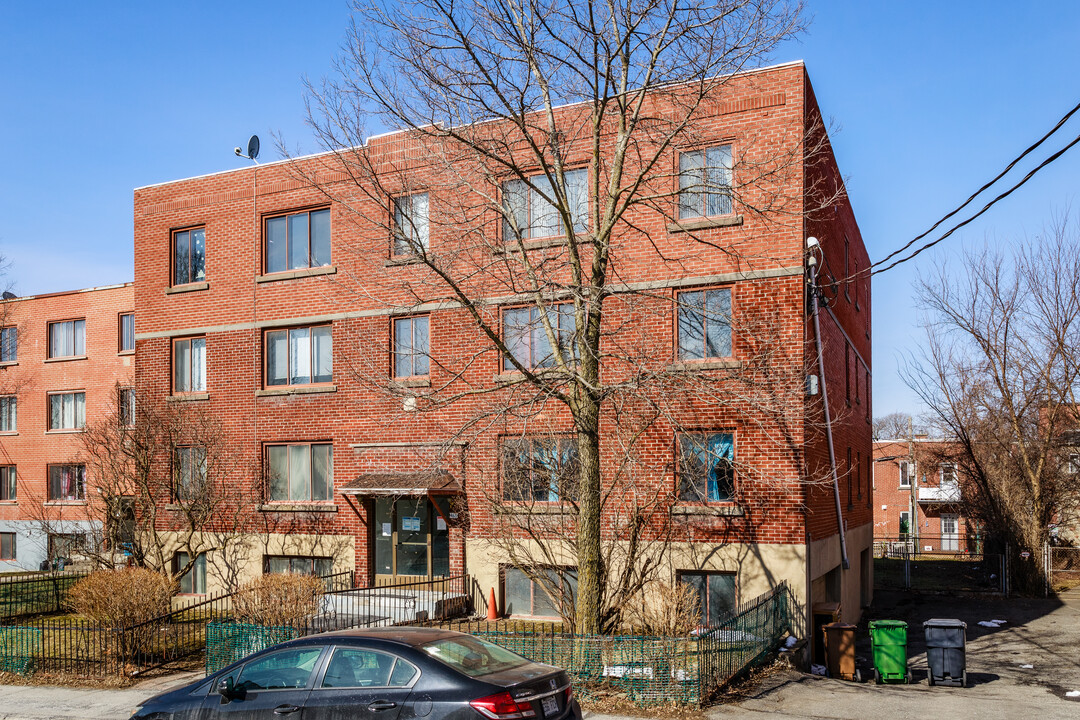 4621 Linton Av in Montréal, QC - Building Photo