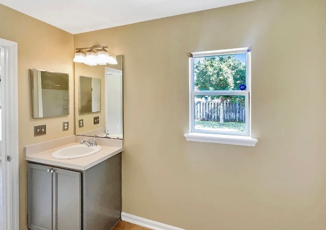 11662 Pleasant Creek Dr in Jacksonville, FL - Building Photo - Building Photo