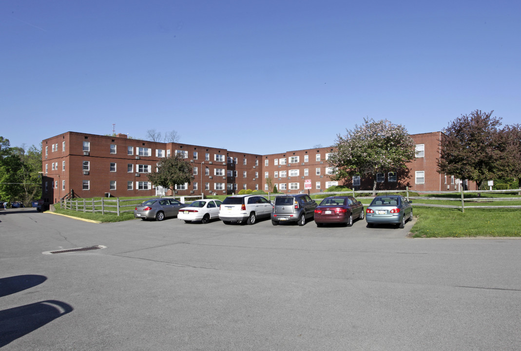 Beechwood Garden Apartments in Pittsburgh, PA - Building Photo