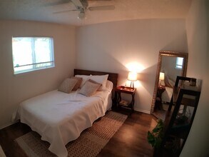 1510 Rockdale Cir in Austin, TX - Building Photo - Building Photo