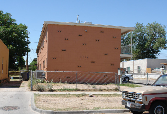 3216 Rivera Ave in El Paso, TX - Building Photo - Building Photo