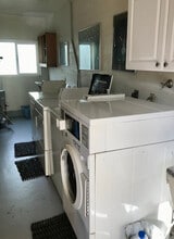 15 S Broadway in Millbrae, CA - Building Photo - Building Photo