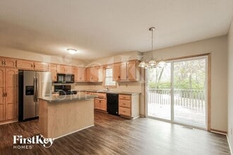 1021 NW 62nd Terrace in Kansas City, MO - Building Photo - Building Photo