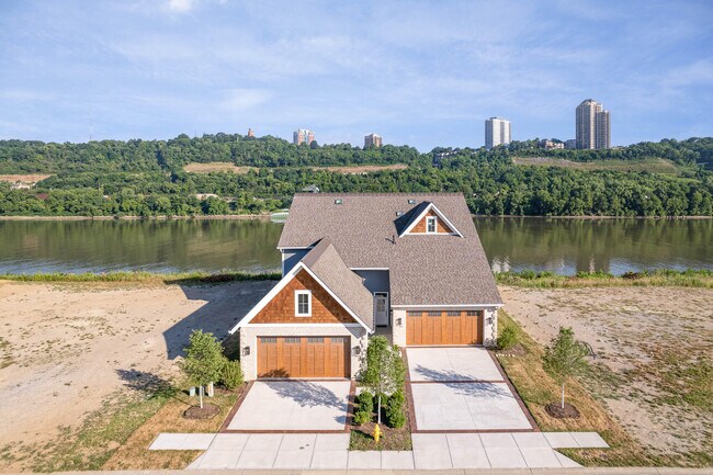 property at 385 Manhattan Blvd