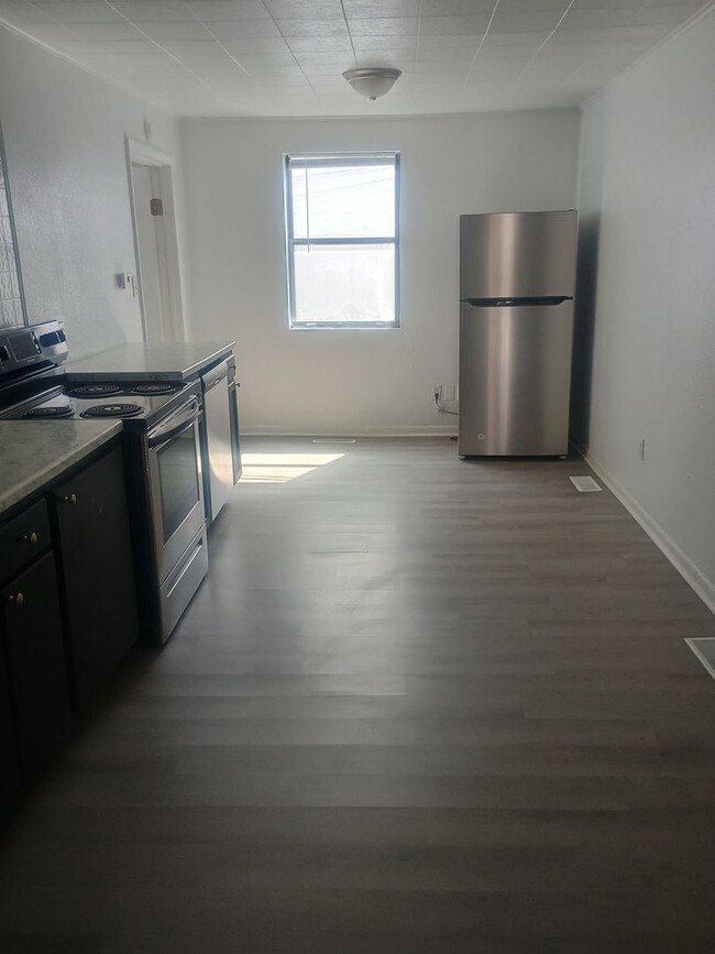 813 S Jefferson Ave in Springfield, MO - Building Photo - Building Photo