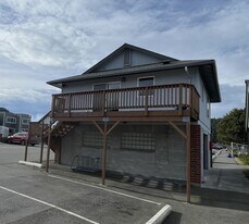 2304 Skyline Way in Anacortes, WA - Building Photo