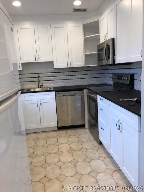 property at 368 Brittany Ave