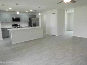 530 Seaport Terrace SE in Palm Bay, FL - Building Photo - Building Photo