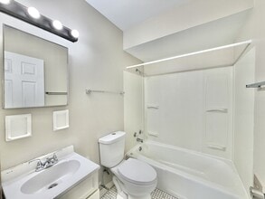 1426 N Randall Ave in Janesville, WI - Building Photo - Building Photo